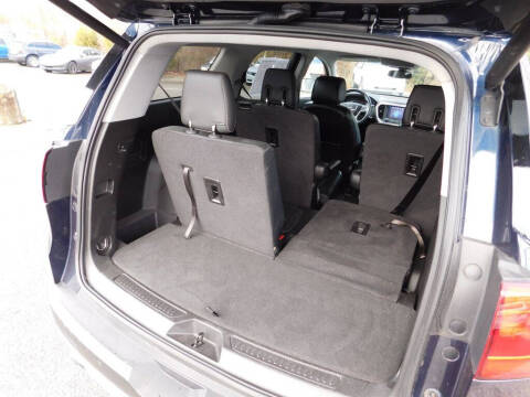 2017 GMC Acadia SLT-1