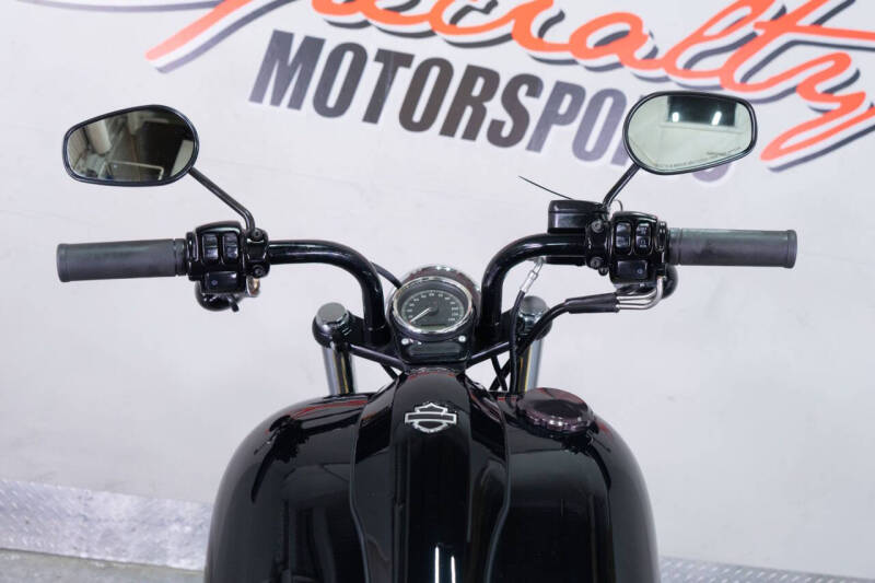 2012 Harley-Davidson FXS Blackline