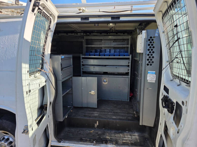 2013 Chevrolet Express 2500
