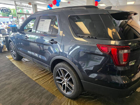 2017 Ford Explorer Sport