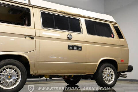 1982 Volkswagen Vanagon Camper