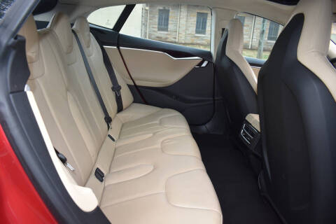 2014 Tesla Model S P85