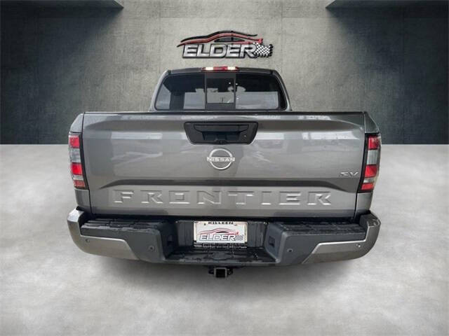 2022 Nissan Frontier SV