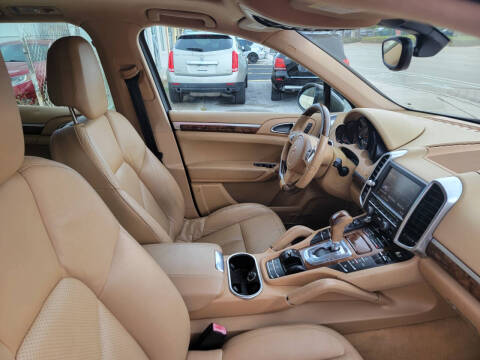 2011 Porsche Cayenne Tiptronic