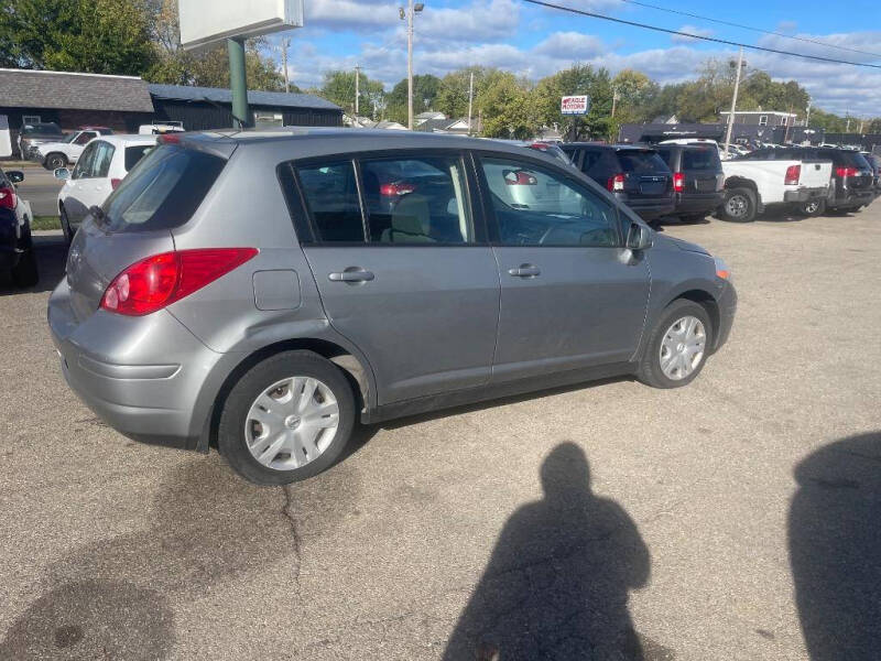 2012 Nissan Versa 1.8 S