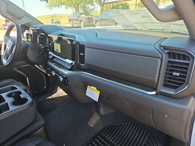 2026 GMC Sierra 1500 Elevation Standard
