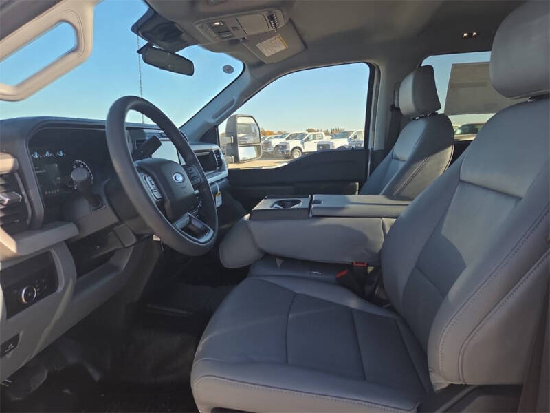 2026 Ford F-350 Super Duty XL