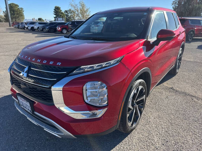 2023 Mitsubishi Outlander SE