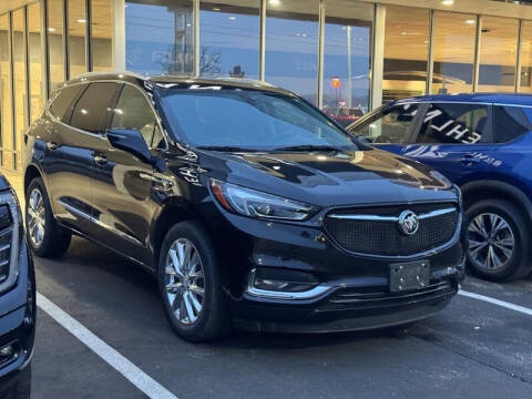 2020 Buick Enclave Essence