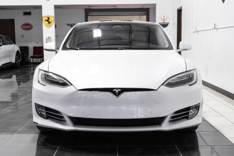 2017 Tesla Model S 90D
