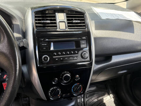 2015 Nissan Versa Note SV