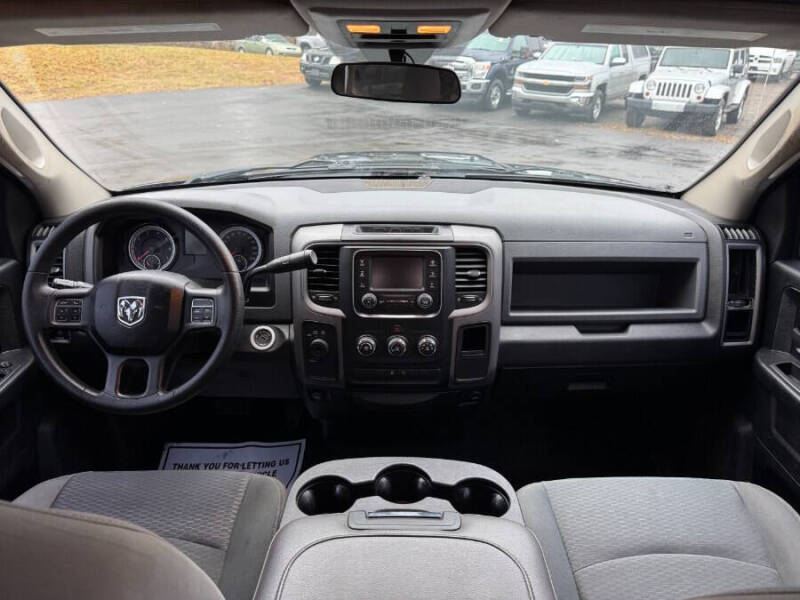 2017 RAM 1500 Express