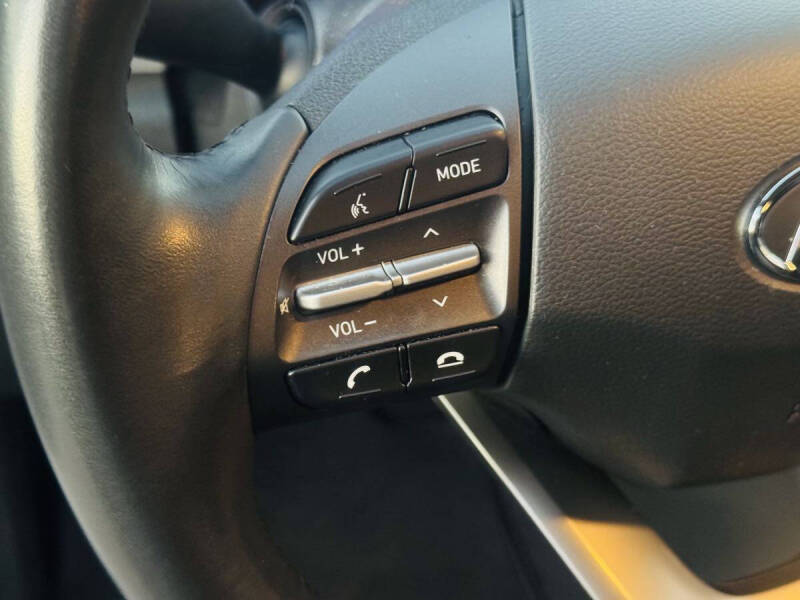 2021 Hyundai Kona SEL