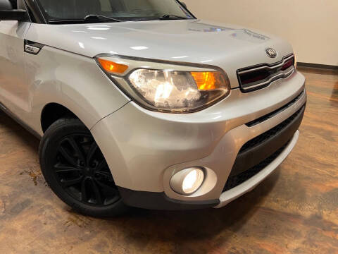 2019 Kia Soul +