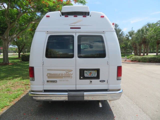 2006 Ford E-Series E-350 SD