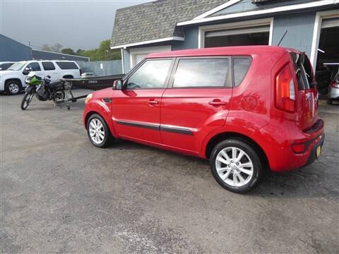 2013 Kia Soul +