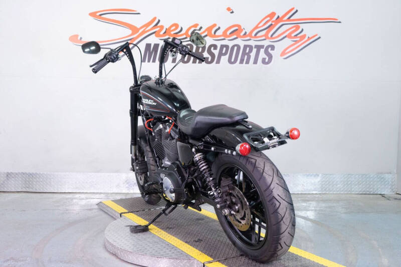 2020 Harley-Davidson Roadster