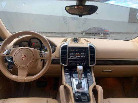 2012 Porsche Cayenne Tiptronic