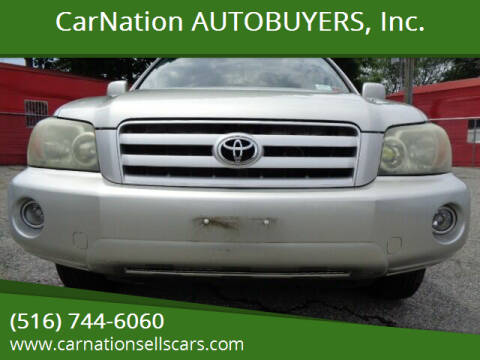 2004 Toyota Highlander for sale at CarNation AUTOBUYERS Inc. in Rockville Centre NY