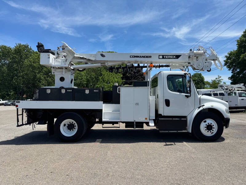 2014 Freightliner M2 106