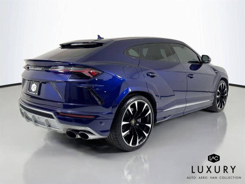 2020 Lamborghini Urus