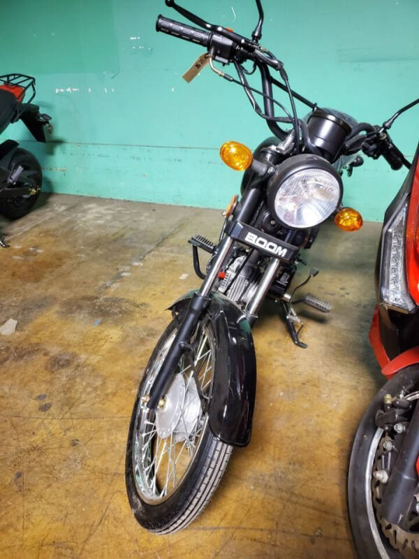 2019 BOOM MOTORCYCLE