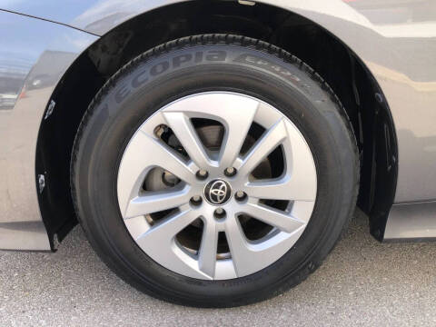 2016 Toyota Prius Two