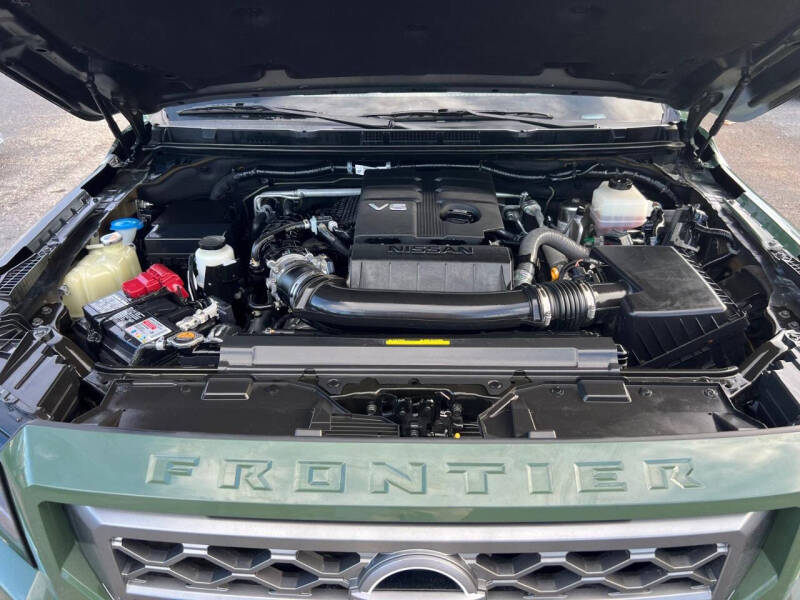 2023 Nissan Frontier SV