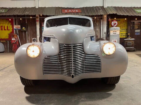 1940 Chevrolet Custom 2 Door