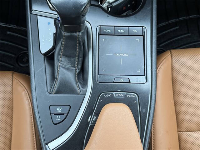 2019 Lexus UX 250h Luxury