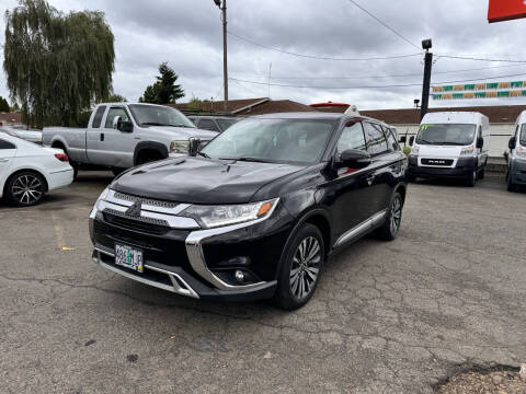 2019 Mitsubishi Outlander for sale at 82nd AutoMall in Portland OR