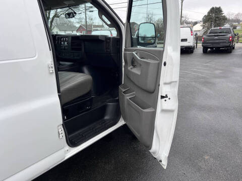 2018 GMC Savana 2500