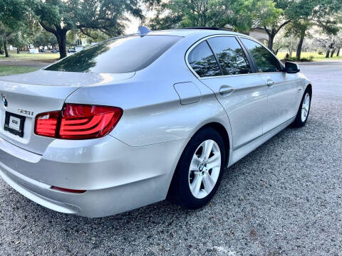 2012 BMW 5 Series 528i