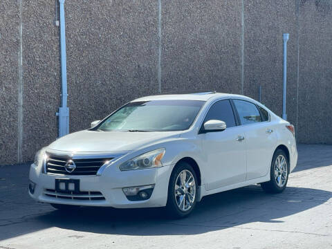 2014 Nissan Altima for sale at ELYA CARZ INC in Hayward CA