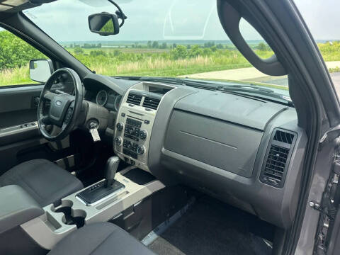 2011 Ford Escape XLT