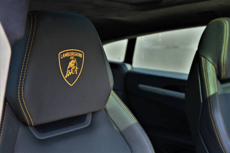 2020 Lamborghini Urus