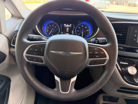 2017 Chrysler Pacifica Touring