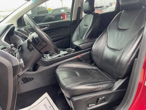 2016 Ford Edge Titanium