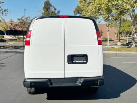 2019 Chevrolet Express 2500