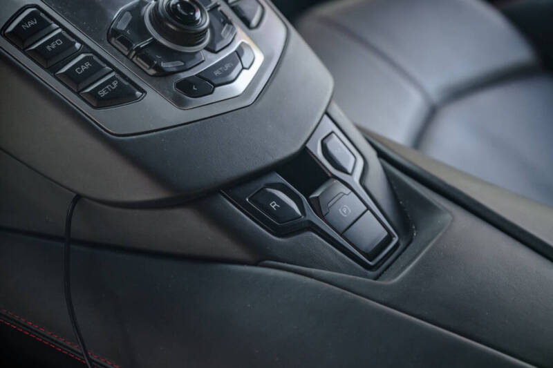 2013 Lamborghini Aventador LP 700-4