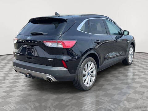 2022 Ford Escape Titanium
