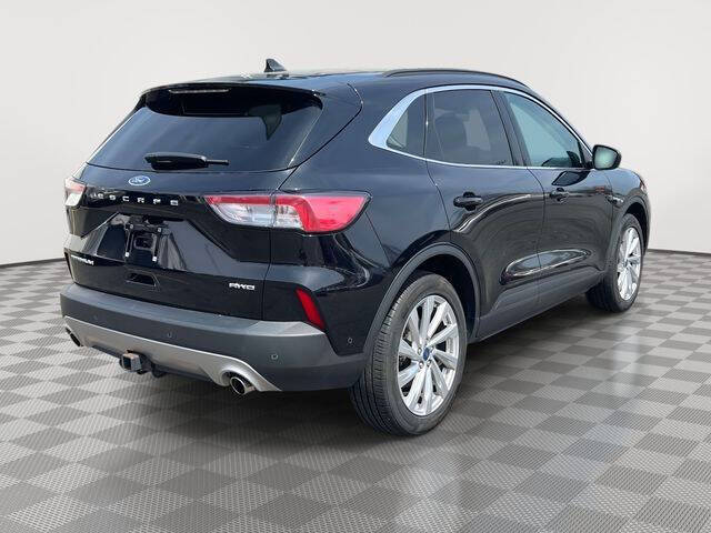 2022 Ford Escape Titanium