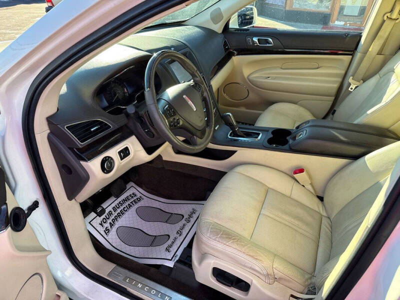 2013 Lincoln MKT EcoBoost