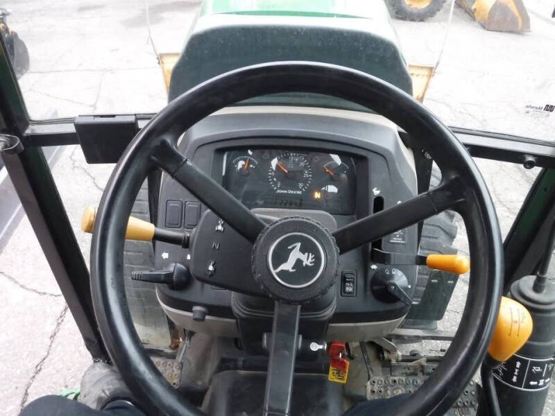 2012 John Deere 5083 EN