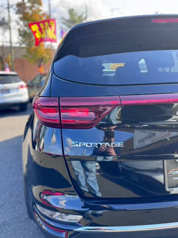 2022 Kia Sportage LX