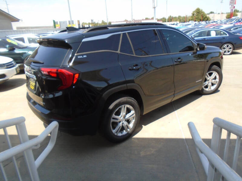 2020 GMC Terrain SLE