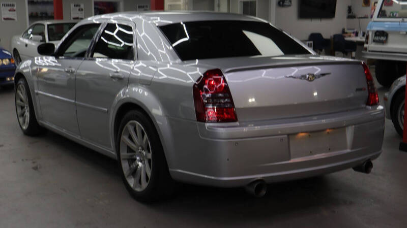 2006 Chrysler 300 SRT-8