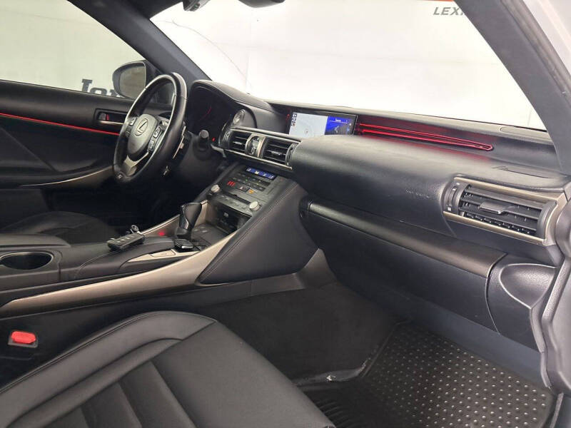 2019 Lexus IS 350
