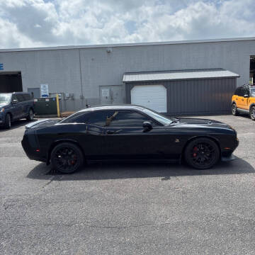 2015 Dodge Challenger R/T Scat Pack Shaker