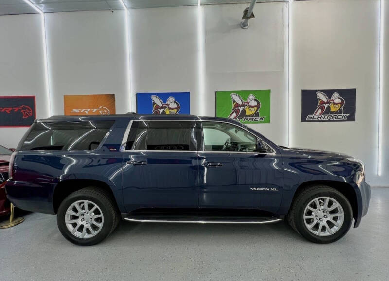 2017 GMC Yukon XL SLT